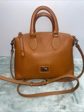 Dooney & Bourke ‘Dillen’ Satchel